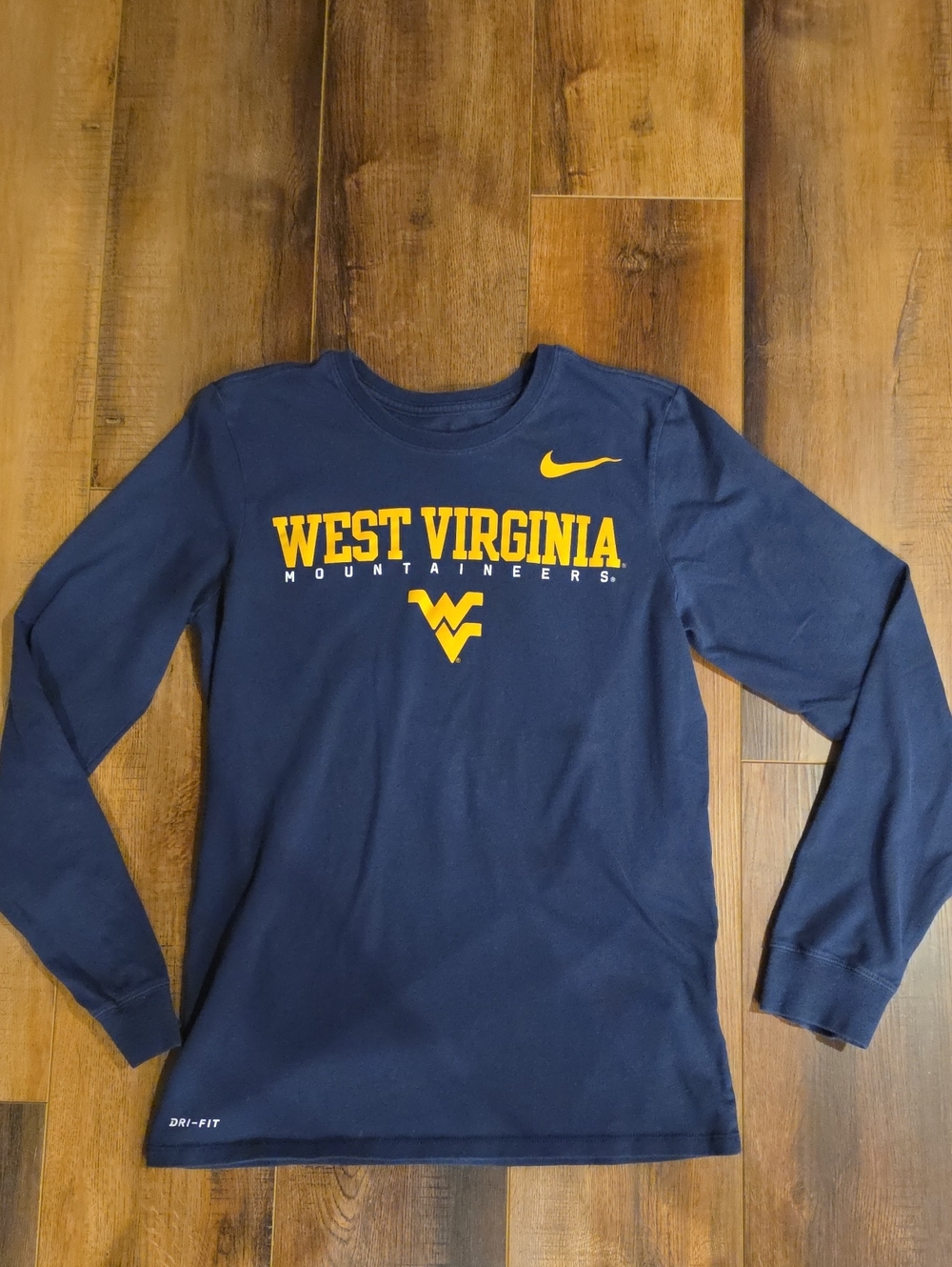 Nike Navy Long-Sleeve West Virginia Mountaineers Tee with Gold Logo